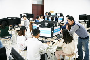 計算機(jī)應(yīng)用技術(shù)專業(yè) 現(xiàn)代計算機(jī)技術(shù)培訓(xùn)的核心支柱